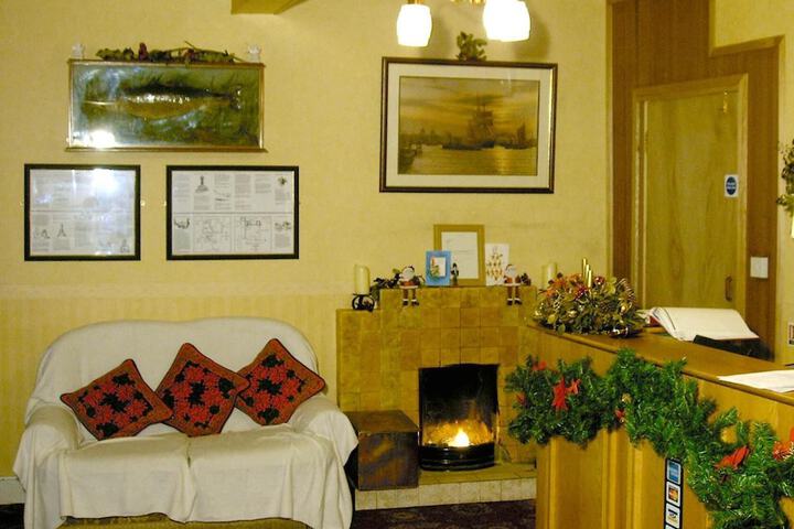 Guest Lobby