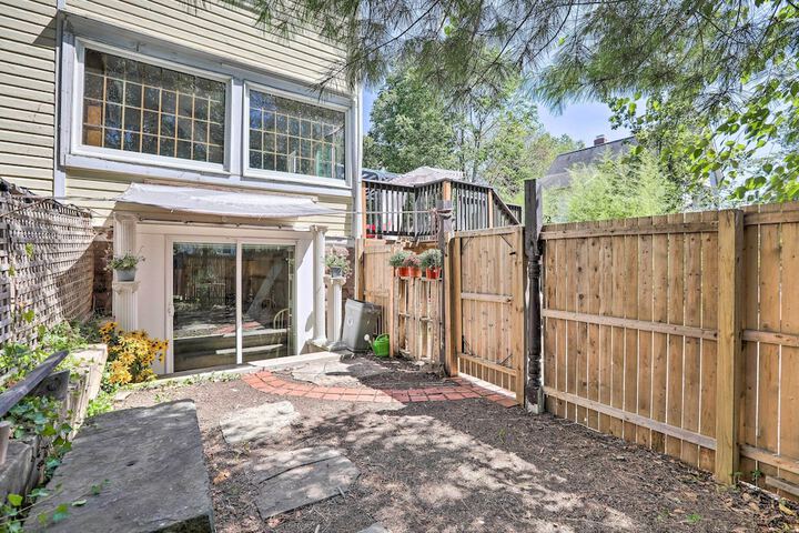 Terrace/Patio 21 of 24