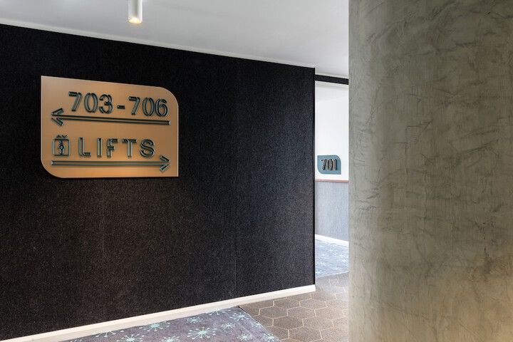 Ballroom/Hall 68 of 81