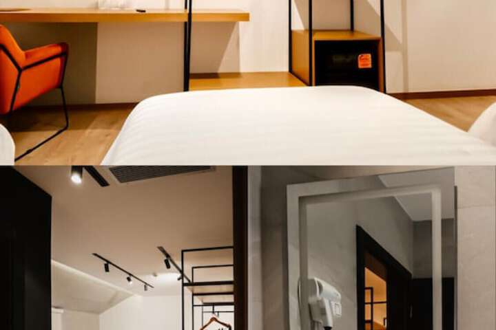 Room 9 of 27