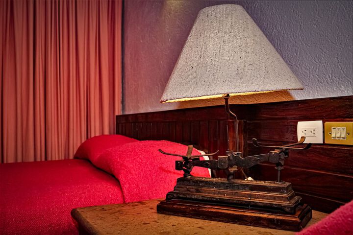 Room 6 of 35
