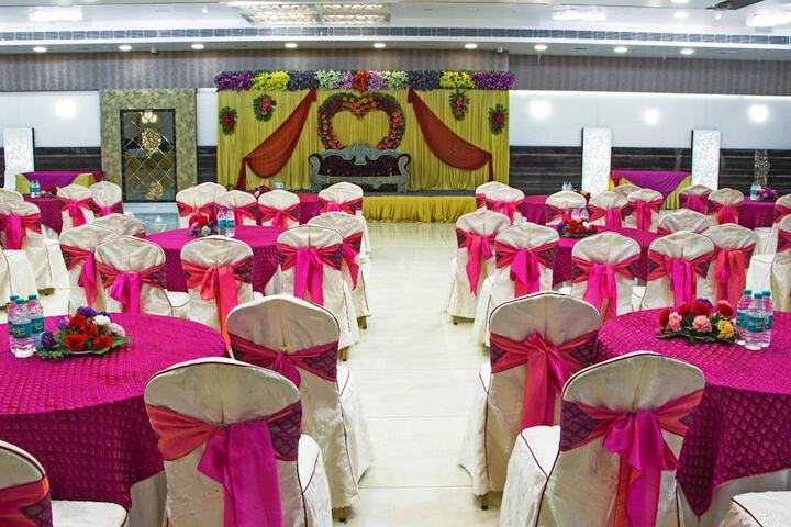 Ballroom/Hall 40 of 49