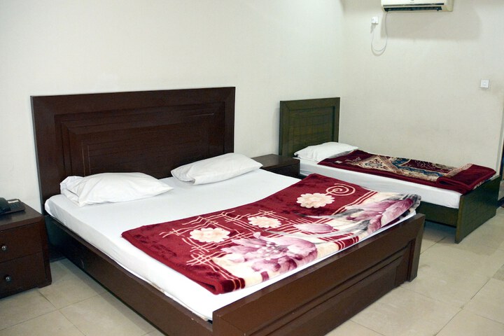 Room 3 of 24