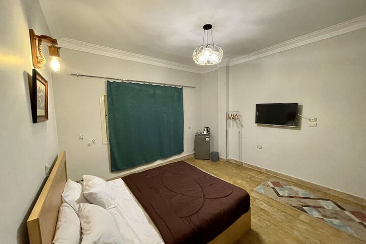 Room 29 of 37