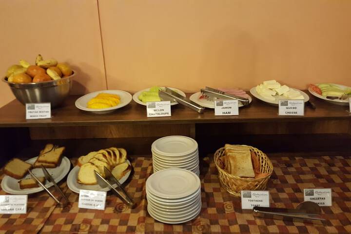 Dining 36 of 54