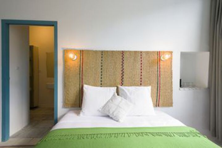 Room 17 of 29