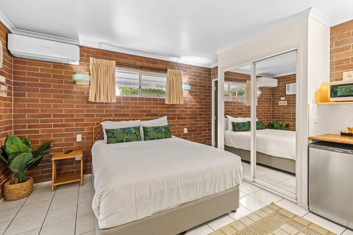 Room 22 of 154