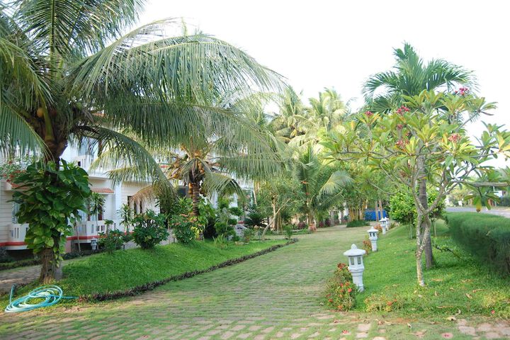 Hotel Exterior 59 of 70