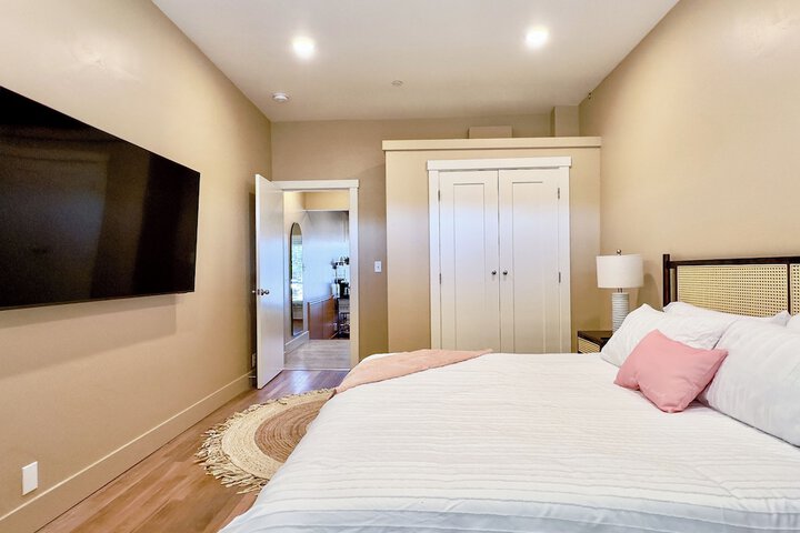 Room 10 of 53