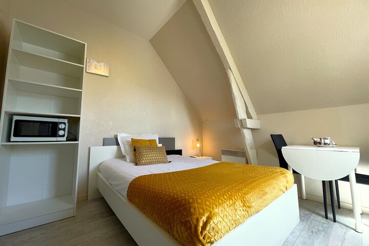 Room 38 of 75