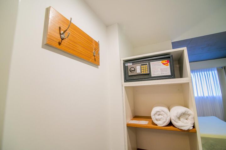 Room 18 of 62