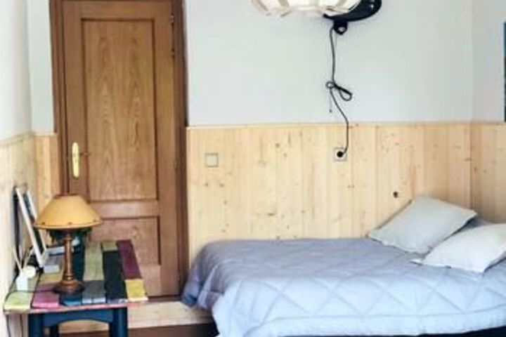 Room 4 of 14