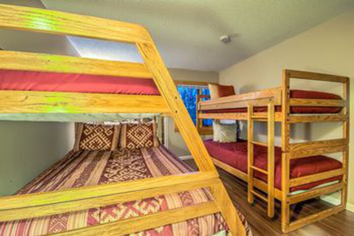 Room 45 of 98