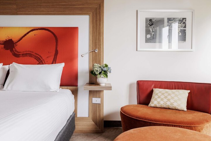 Room 20 of 98