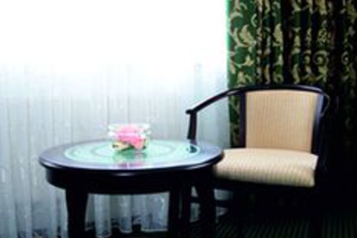 Room 37 of 114