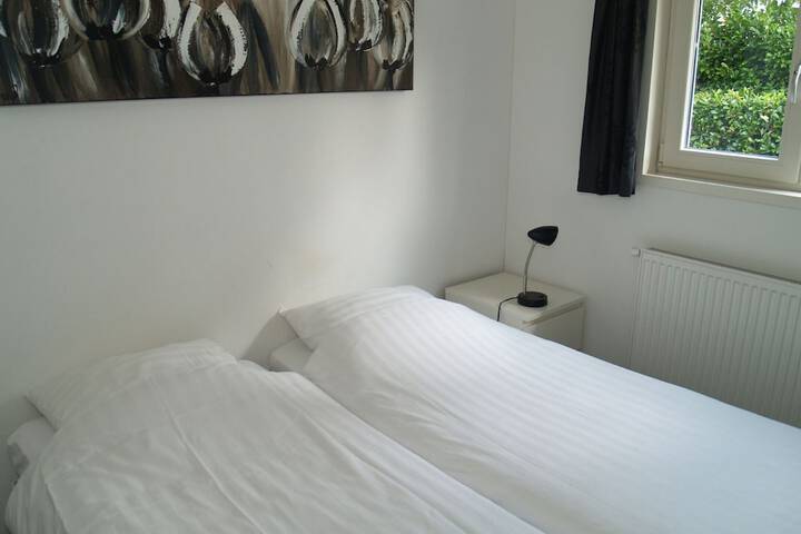 Room 5 of 35