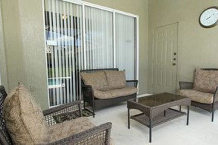 Terrace/Patio 16 of 17