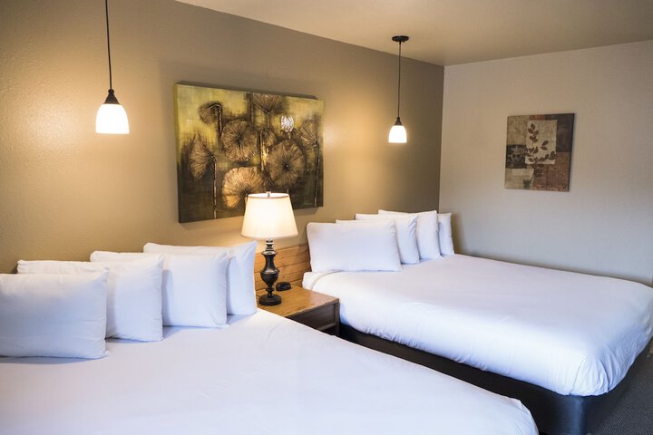 Room 12 of 108