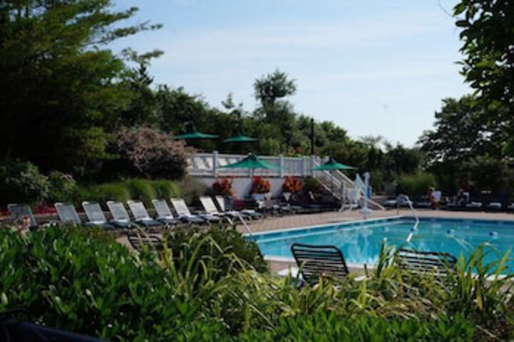 Pool 187 of 237