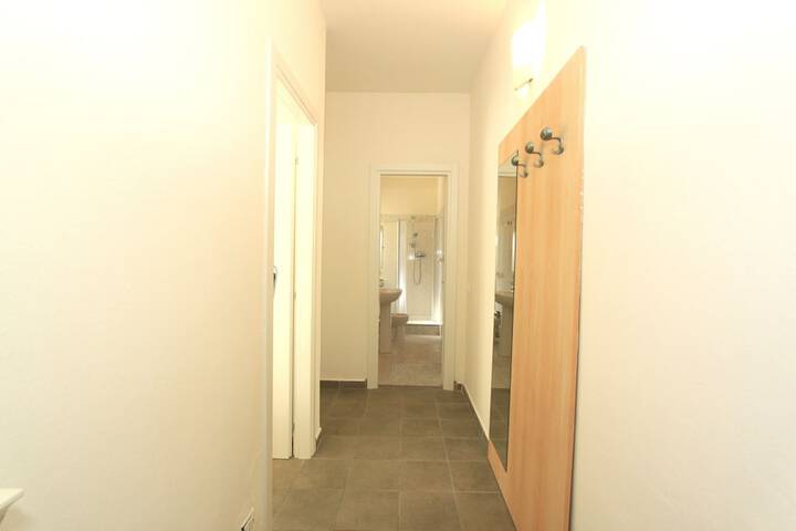 Ballroom/Hall 19 of 21