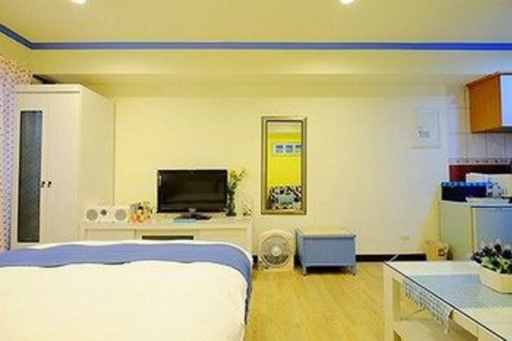 Room 22 of 26