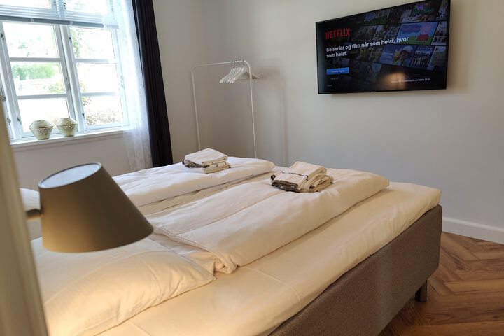 Room 8 of 54