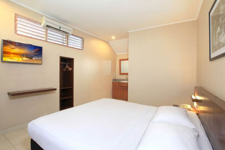 Room 13 of 62