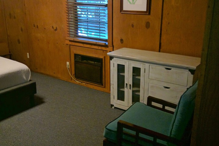 Room 8 of 53