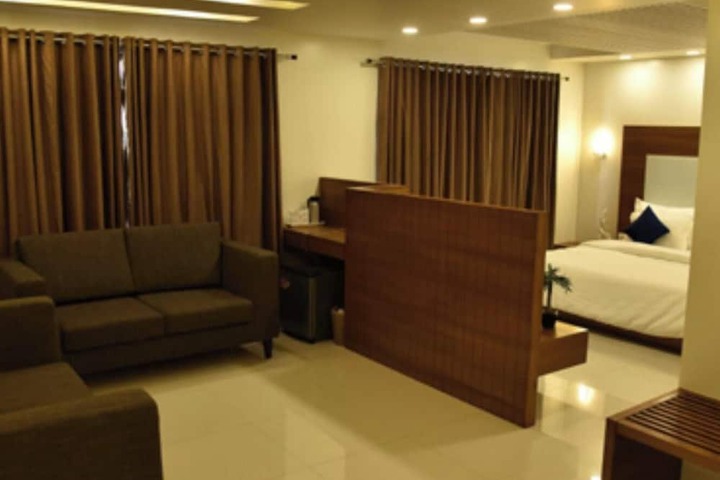 Room 2 of 12