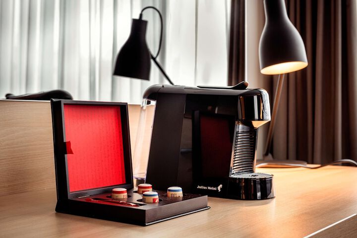 Room amenity