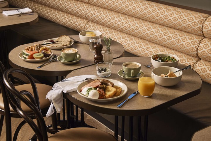 Breakfast/Coffee Service 63 of 80