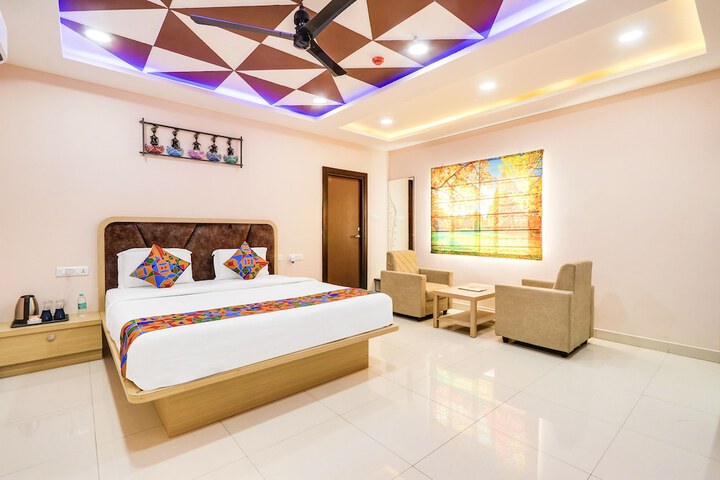 Room 21 of 42