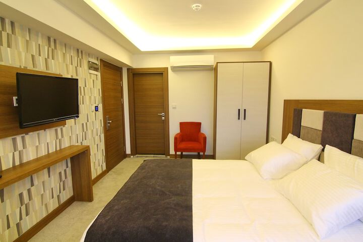 Room 7 of 45