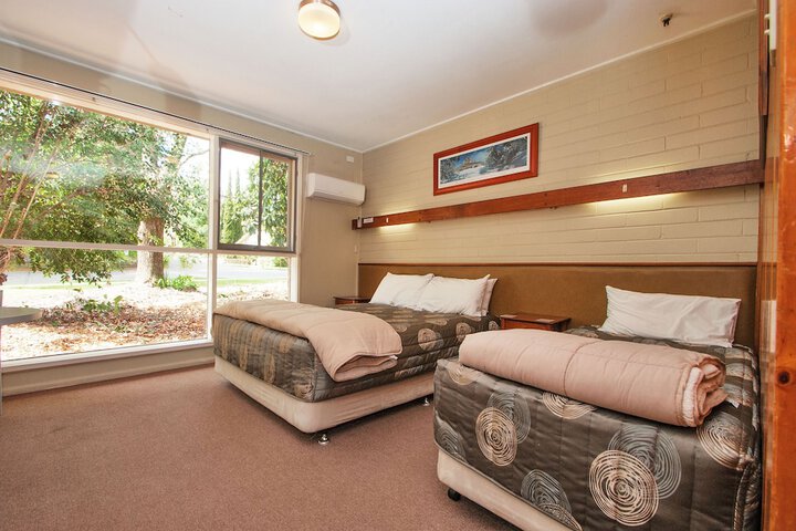 Room 15 of 40