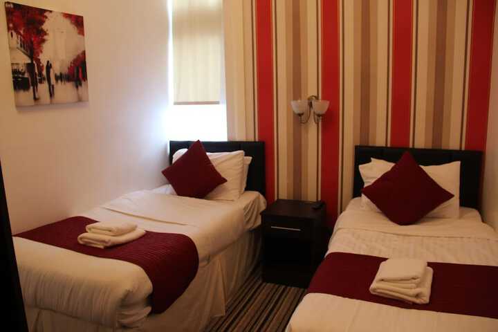 Room 2 of 29