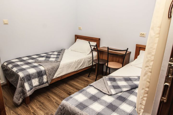 Room 6 of 26
