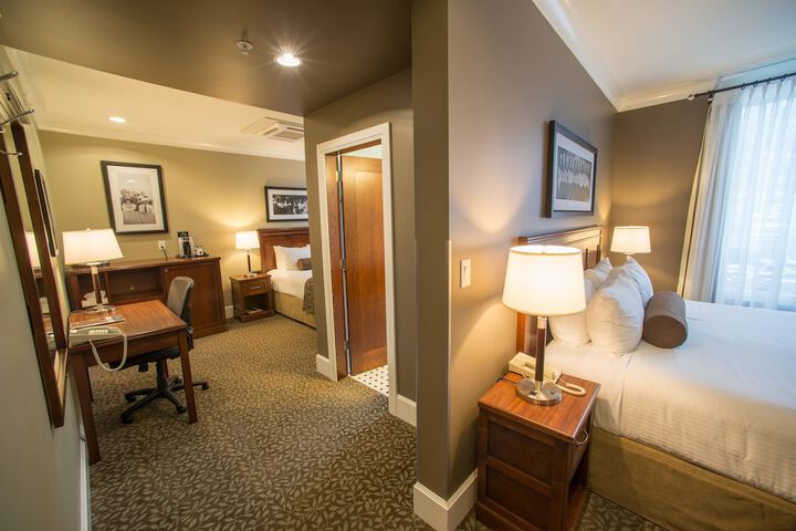 Room 93 of 140