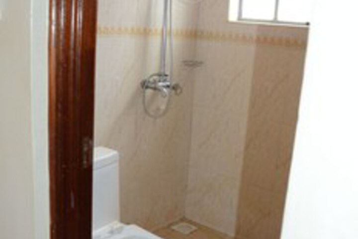Room 6 of 37