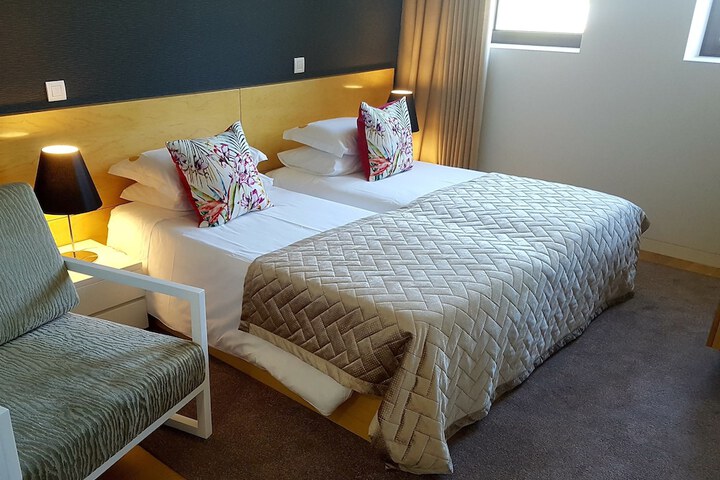 Room 18 of 73