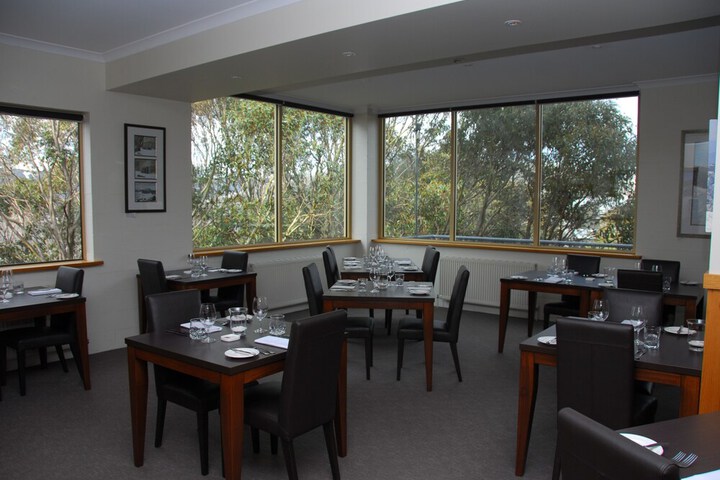 Dining Photos