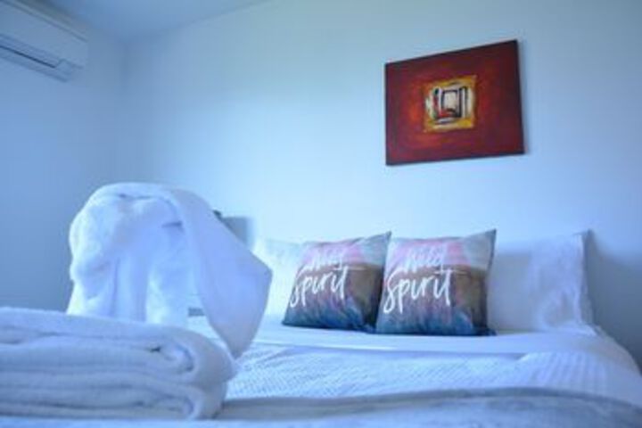 Room 10 of 24