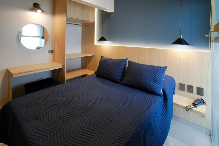 Room 5 of 15