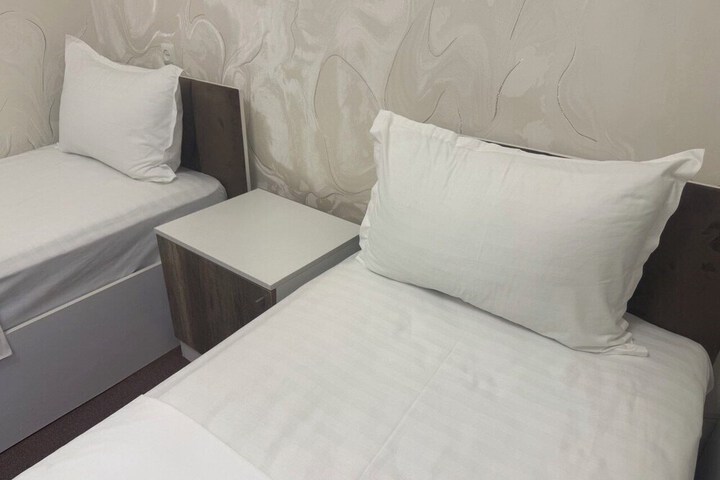 Room 68 of 107