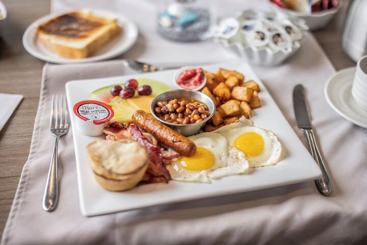 Breakfast/Coffee Service 99 of 118