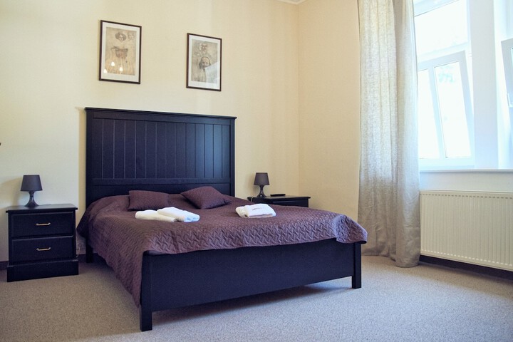 Room 3 of 39