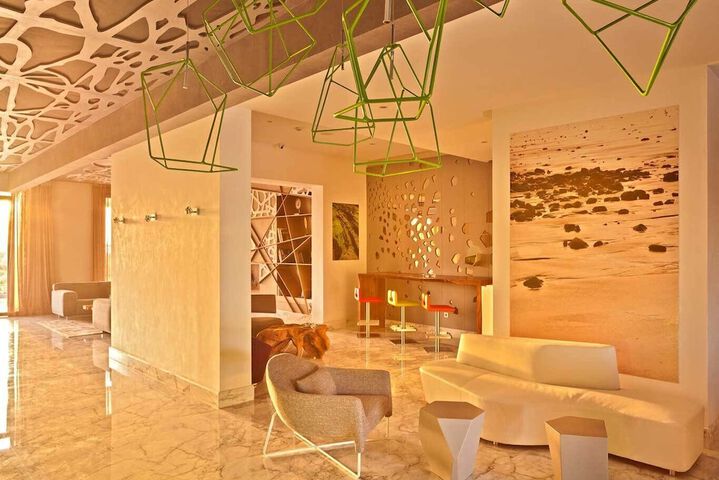 Hotel Interior 2 of 85