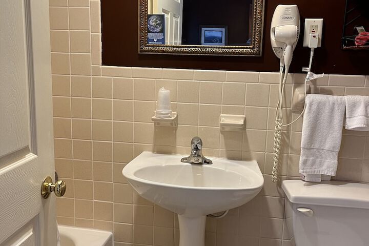 Room 44 of 55