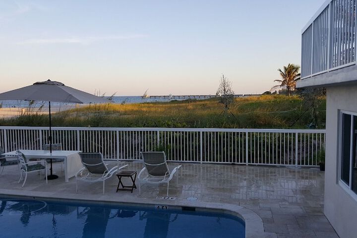 Sundeck 2 of 695
