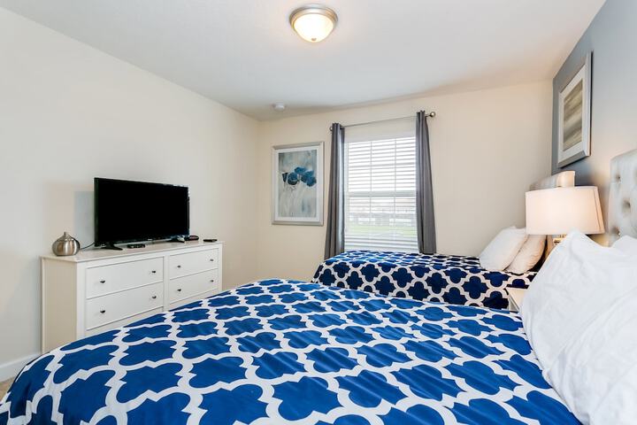 Room 10 of 51