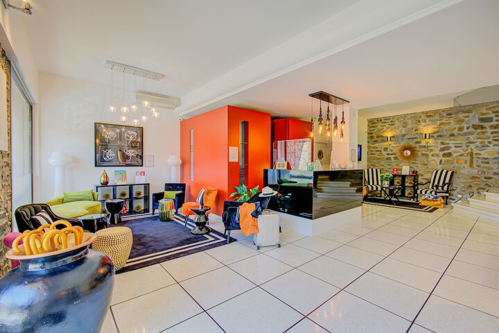 Lobby Photos